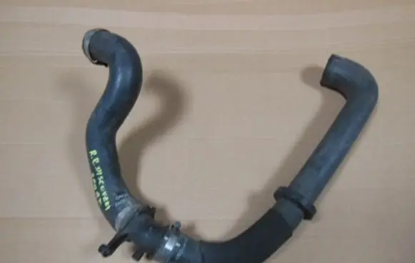 Land Rover Range Rover Sport L494 Intercooler hose/pipe FPLA6N650CA FPLA9G738AC