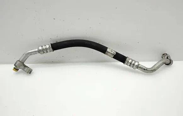 Mercedes-Benz Vito Viano W639 Air conditioning (A/C) pipe/hose A6398303815