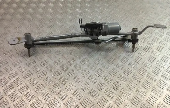 BMW X3 G01 Front wiper linkage 7399004