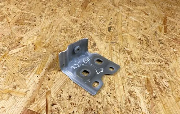 Mercedes-Benz A W177 Fender mounting bracket A1778802100 05202B
