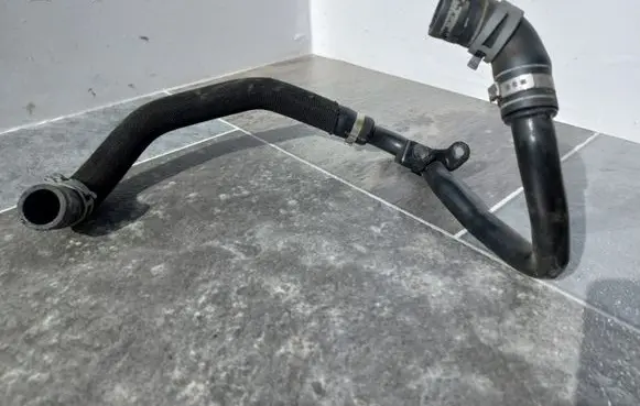 Audi A4 S4 B8 8K Engine coolant pipe/hose 05910322714 059104493A