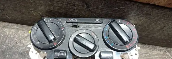 Nissan NV200 Climate control unit
