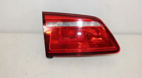 Volkswagen Golf Sportsvan Tailgate rear/tail lights 510945093K