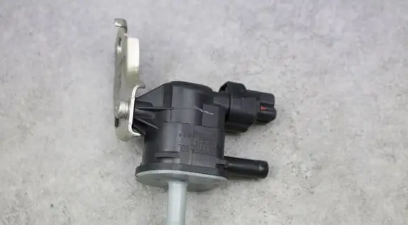 Toyota Auris E180 Vacuum valve 9091012276
