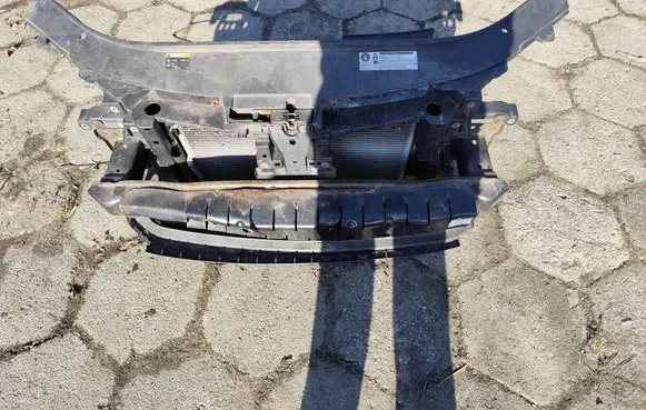 Volkswagen PASSAT B7 Radiator support slam panel PASPASATB7