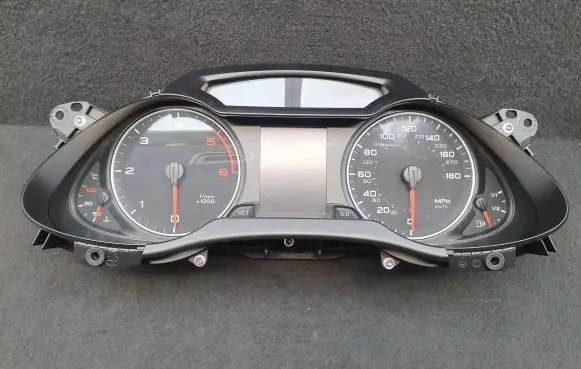 Audi A4 S4 B8 8K Speedometer (instrument cluster) 8K0920980B