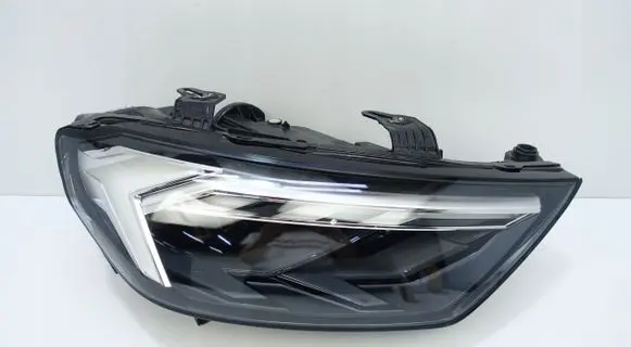 Audi A1 Headlight/headlamp 82A941034E