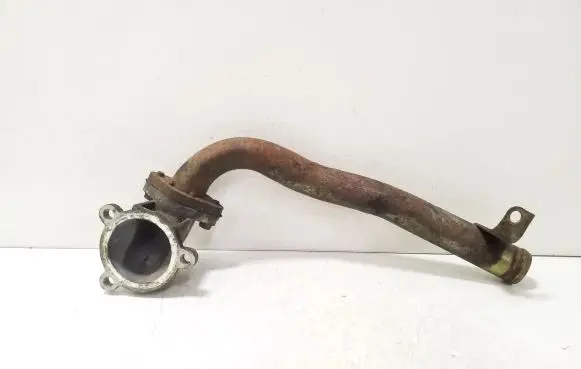 Nissan X-Trail T30 Engine coolant pipe/hose