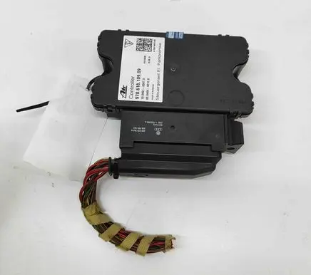 Porsche Panamera (970) Rear brake EMF control unit/module 97061810909