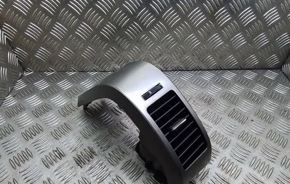 Toyota Prius (XW20) Dashboard side air vent grill/cover trim 5506147010 4556417020 5566047020