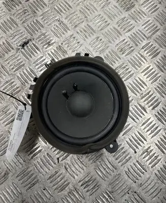 Volvo S60 Panel speaker 30657445