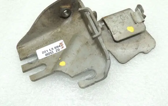 Renault Captur Engine mounting bracket 208178525R 226507588R