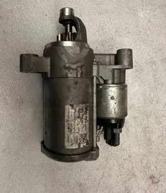 Volkswagen Golf VII Starter motor 06L911021 0001172402 28092016