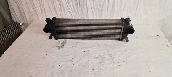 Jeep Grand Cherokee Intercooler radiator