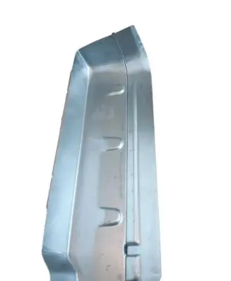 Front sill (body part)