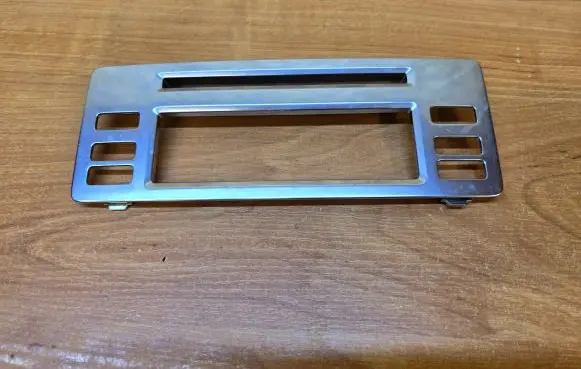 Volvo XC70 Radio/GPS head unit trim 30643648