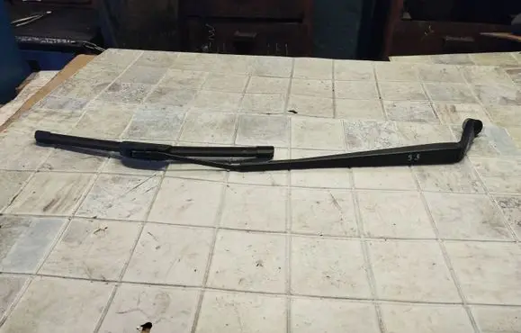 Toyota Avensis T250 Windshield/front glass wiper blade 6598