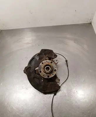 Peugeot 508 Front wheel hub spindle knuckle
