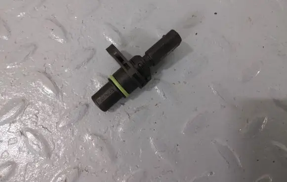 Camshaft position sensor
