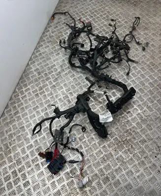 Renault Megane IV Engine installation wiring loom 04235545 240115913S 35545