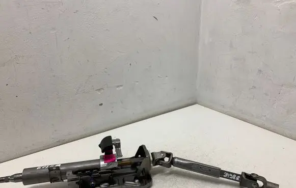 Steering wheel axle set