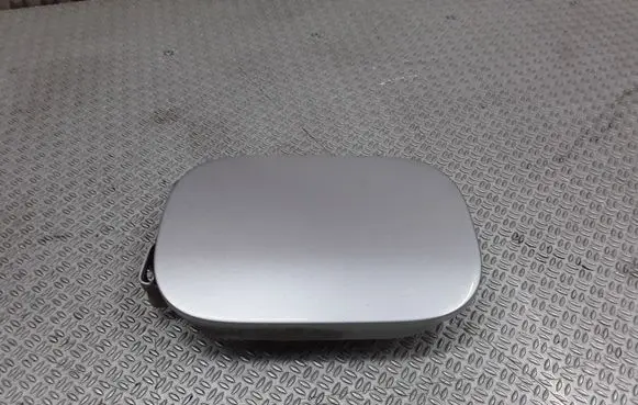 Mercedes-Benz C W203 Fuel tank cap A2035840738