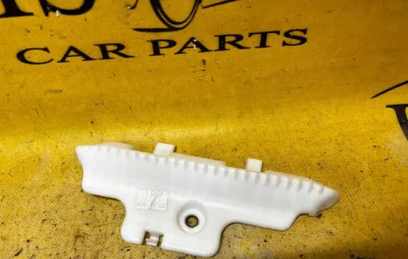 Dacia Duster II Rear bumper mounting bracket 985P76659R