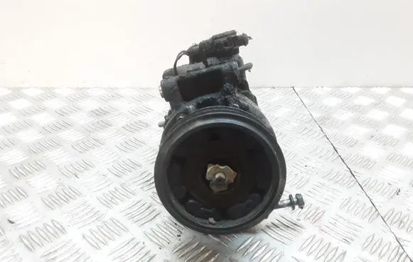 Audi A6 S6 C6 4F Air conditioning (A/C) compressor (pump) 4F0260805N
