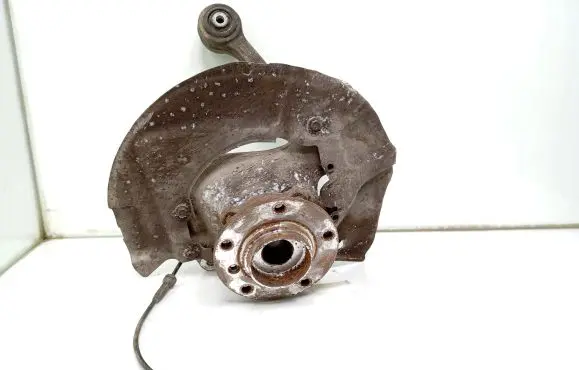BMW 5 E60 E61 Front wheel hub spindle knuckle 6760954R 6908705 611269087059