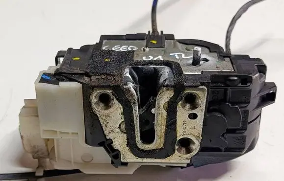 KIA Ceed Rear door lock 814101H010U1 814101H010