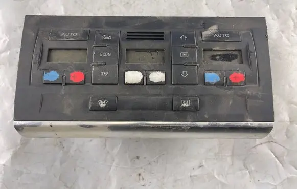 Audi A4 S4 B7 8E 8H Climate control unit 8E0820043H