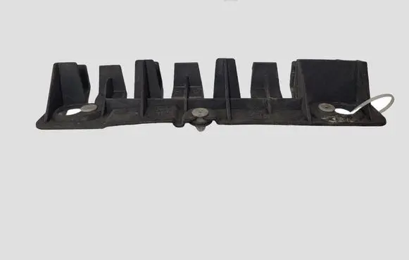 Dacia Logan I Rear bumper mounting bracket 2005496C