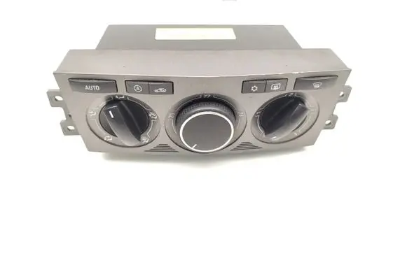 Opel Antara Climate control unit 20953114