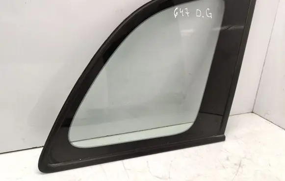 Toyota RAV 4 (XA20) Rear side window 43R00122 DOT20 AS2