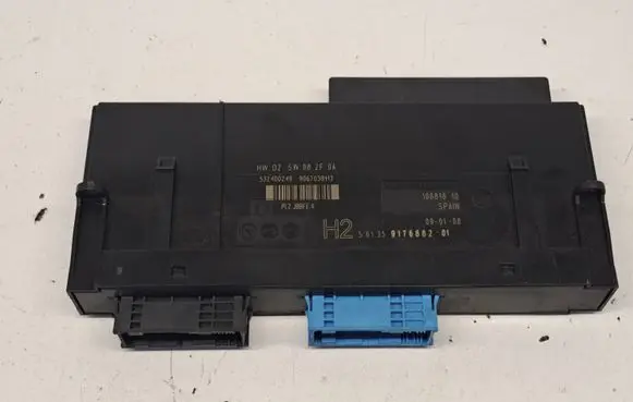 BMW 1 E81 E87 Central body control module 9176882