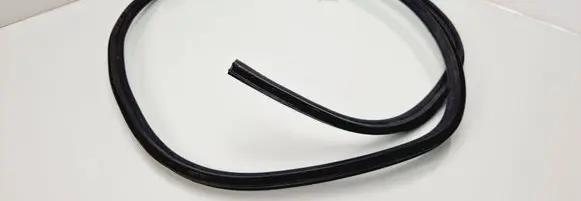 BMW 5 F10 F11 Engine compartment rubber 51767019779