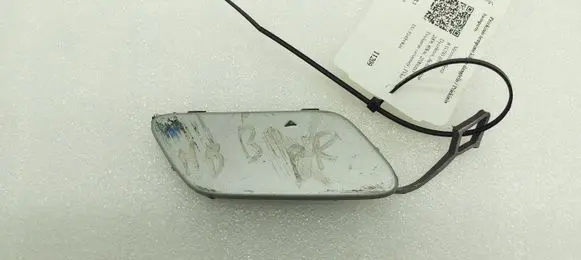 Mercedes-Benz B W245 Front tow hook cap/cover A1698851522