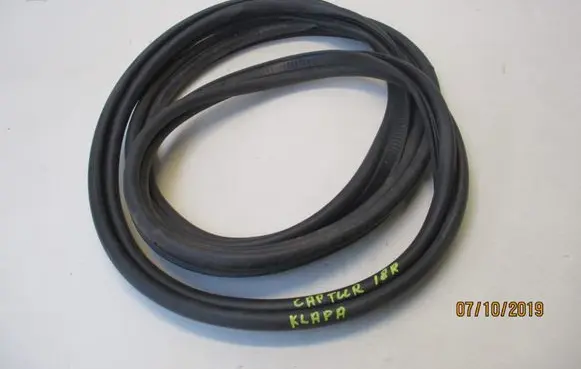 Renault Captur Trunk rubber seal (body) 