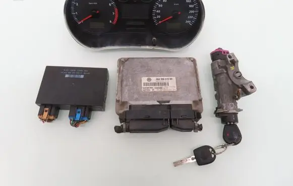 Seat Toledo II (1M) Engine control unit/module ECU 1J0959799AH 06A906019BR 1M0920820A