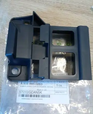 Mercedes-Benz Sprinter W906 Front bumper mounting bracket 9068850263 NE66710