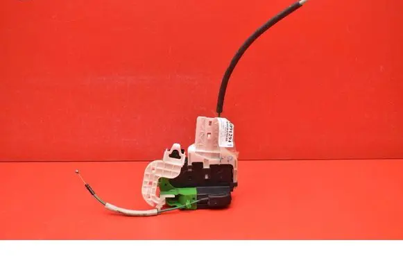 Hyundai i40 Front door lock