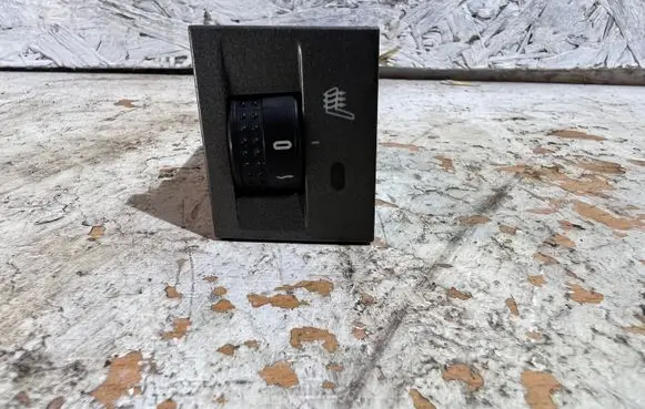 Opel Signum Seat heating switch 13138252