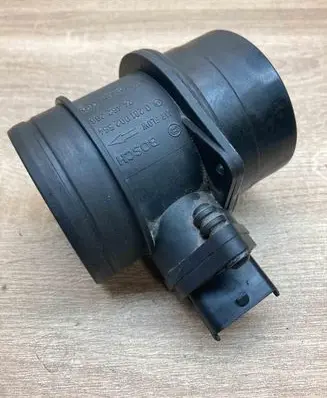 Opel Omega B2 Mass air flow meter 24462266 0281002564