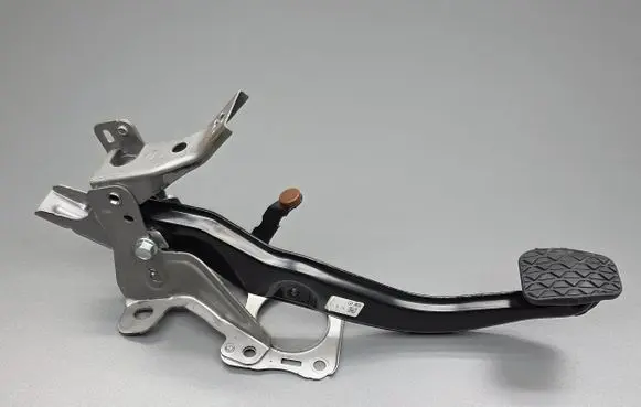 Mazda 3 III Brake pedal S0855 GHW8 170914N1