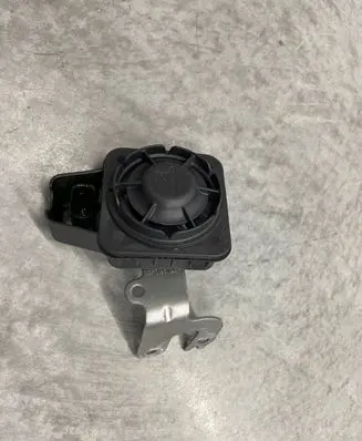 Skoda Octavia Mk3 (5E) Alarm system siren 5Q0951605A