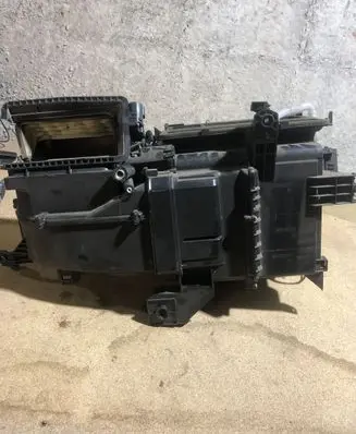 Toyota Avensis T250 Interior heater climate box assembly 8701005831 0130101601