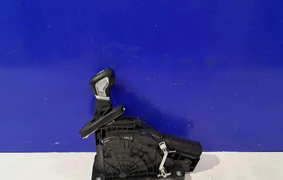 Volvo S90, V90 Gear shifter/selector 31437769 P31437769