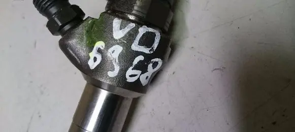 Audi A4 S4 B9 Fuel injector 04L130277AE