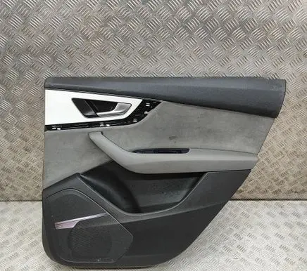 Audi Q7 4M Rear door card panel trim 4M0868068B 4M0863982