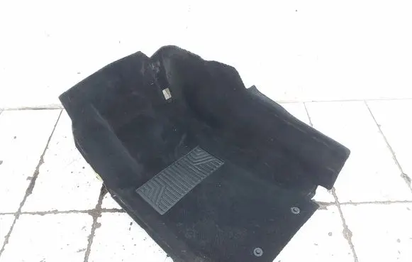 Mercedes-Benz R W251 Front floor carpet liner A2516802140